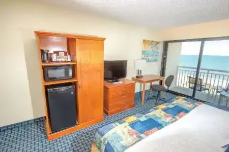 Ramada Plaza by Wyndham Virginia Beach - 42