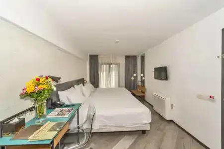 Faros Taksim-Special Category - 80