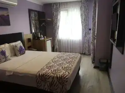 Roy Otel Akçay - 85