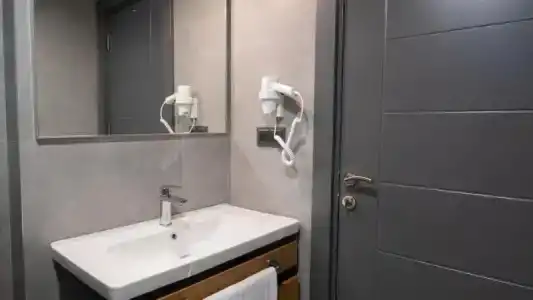 Opera Suites Apart - 60