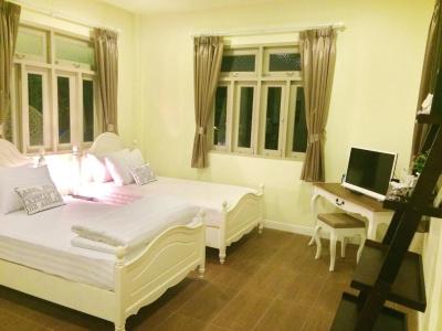 Perennial Resort - 43