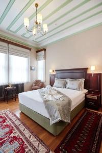 White Palace Old City Boutique - 80