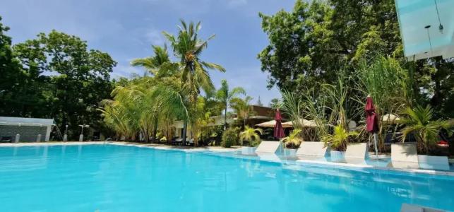 Lucky Beach Resort - 41
