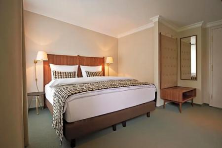 Prinz Myshkin Parkhotel - 21