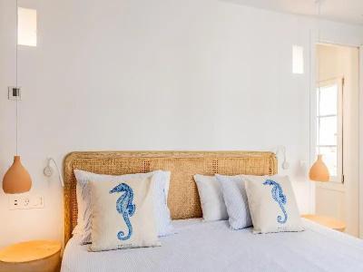 The Sea Club - 218