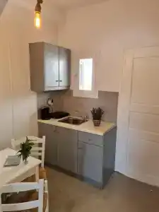 Zoumis Studios - 126