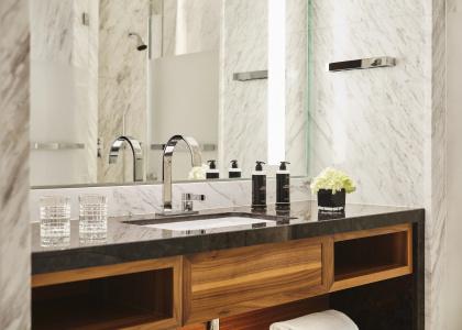 Four Seasons Madrid - 23