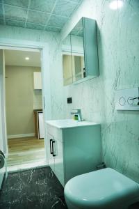 White Golden Suite - 2