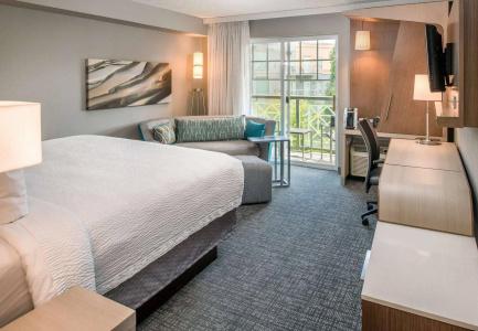 Courtyard by Marriott Portland North - 5
