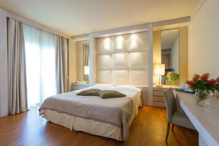 Mercure Tirrenia Green Park - 39
