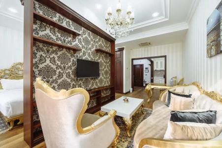 Royal Residence - 299