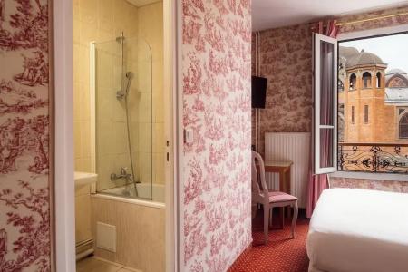 Regyn's Montmartre - 45