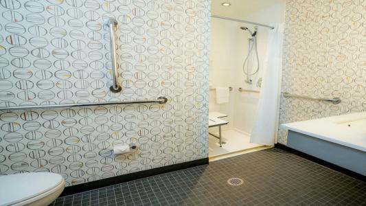 Holiday Inn, An Ihg - 173