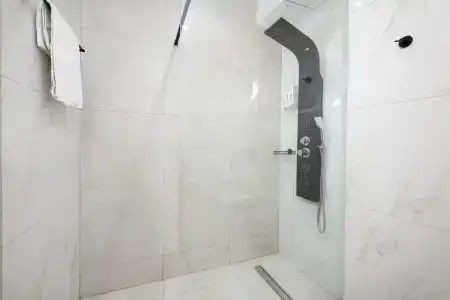 Enattica Suites - 95