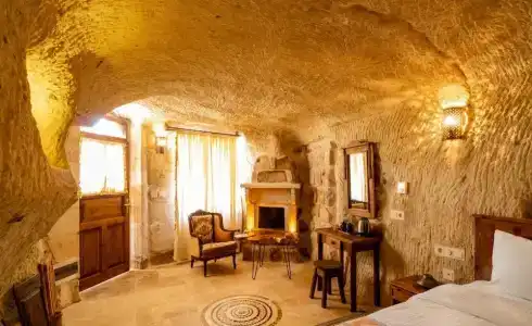 Atilla's Cave - 324