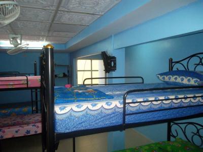 Centaur Inn Hostel - 2