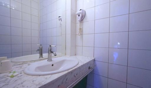 Ours Blanc - Place Victor Hugo - 78
