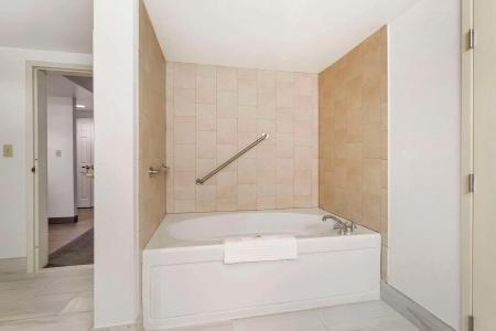 Wingate by Wyndham - 40