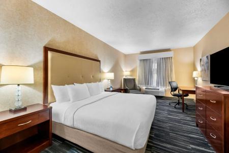 Best Western Plus Abbey Inn - 59