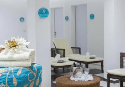 U Coral Beach Club - 1
