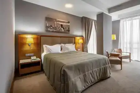 CITYHOTEL - 40