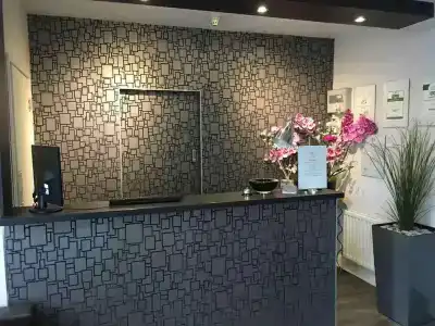 Croft Court - 1