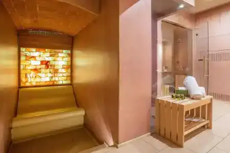 Florence Luxury Suites and Wellness - 3