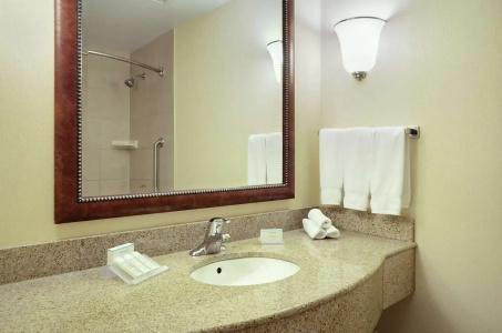 Hilton Garden Inn Toronto/Burlington - 43