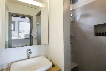 Dreambox Mykonos Suites - 8