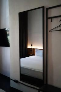 Globe Runner Hostel - 30