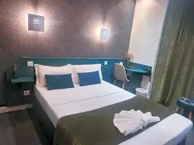 Hôtel Escurial - 29