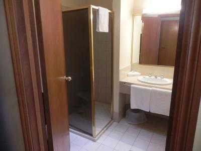 St Georges Motor Inn - 24