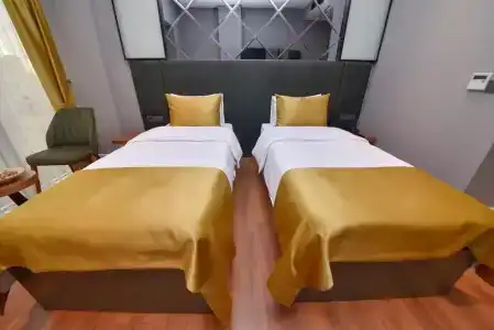 Atacity - 25