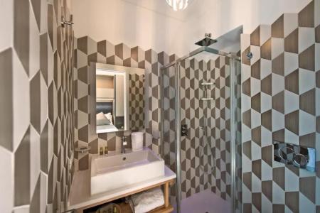 Eden Roc Suites - 471
