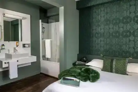 L'Hôtel - 67