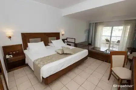 Kipriotis Maris Suites - 5