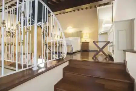Golden Tower & Spa - 8