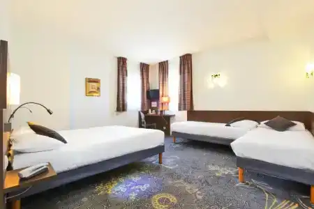 Hôtel Kyriad La Rochelle Centre Ville - 43