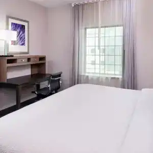 Staybridge Suites - - 46