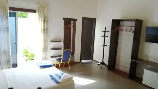 Thoddoo Inn - 4