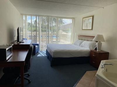 Miami Gardens Inn & Suites - 35