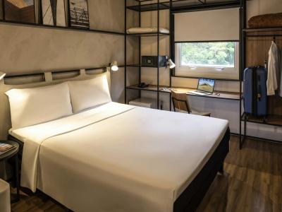 ibis Brussels Centre Chatelain - 3
