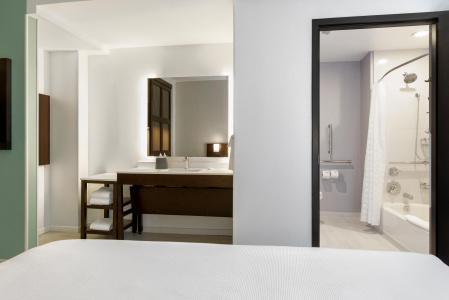 Hyatt Place - 38