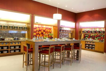 Hampton by Hilton Guadalajara Expo - 11