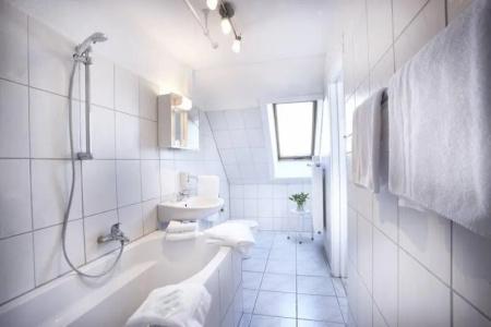 Liegeplatz 13 Kiel by Premiere Classe - 19