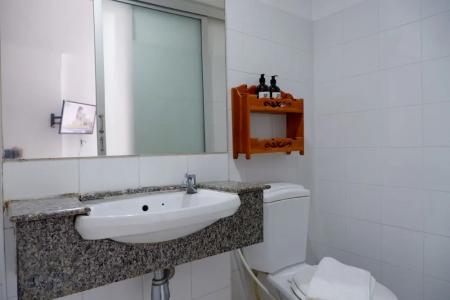 18 Coins Cafe & Hostel - 55