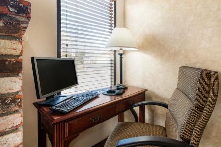 Stanford Motor Inn - 2