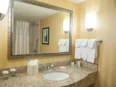 Hilton Garden Inn Airport/Medical Center - 52