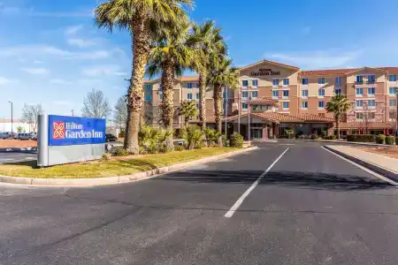 Hilton Garden Inn - 37