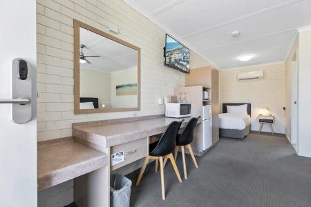 Comfort Inn on Main - 67